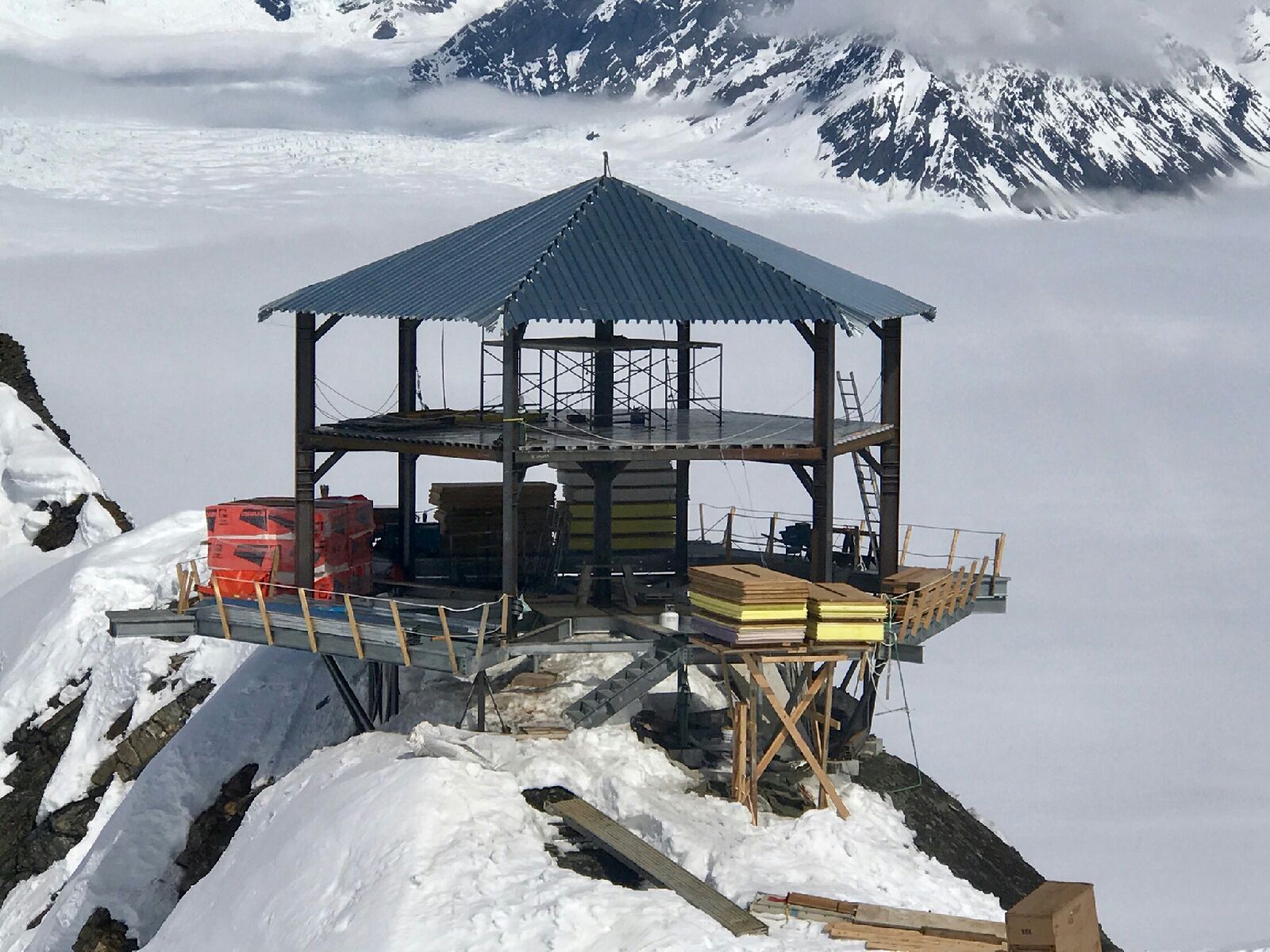 Sheldon Chalet, AK